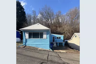 658 14th St Ext, Monaca, PA 15061 - Photo 1