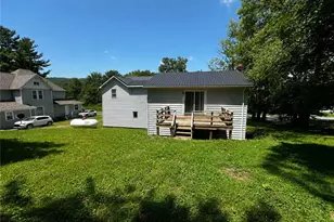8232 Mercer St, Pulaski Township, PA 16143 - Photo 10