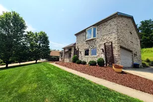 3319 Carriage Cir, Murrysville, PA 15632 - Photo 40