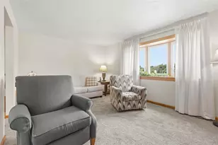 600 Calvert Ave, Pittsburgh, PA 15227 - Photo 8