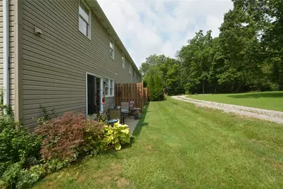 907 Stoneridge Blvd, Twp of But SW, PA 16001 - Photo 6