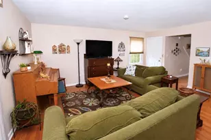 907 Stoneridge Blvd, Twp of But SW, PA 16001 - Photo 8