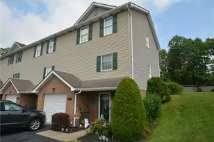 907 Stoneridge Blvd, Twp of But SW, PA 16001 - Photo 2