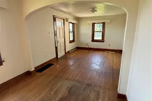 244 E McQuistion Rd, Butler, PA 16001 - Photo 6