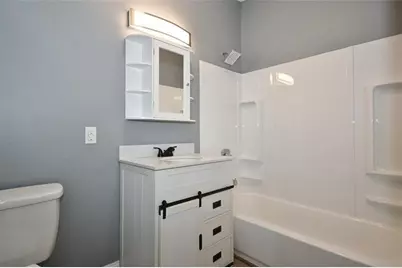 401 9th Street #4TH, New Kensington, PA 15068 - Photo 4