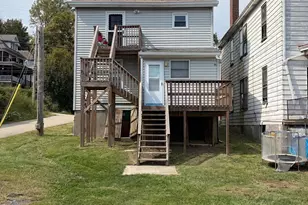 1031 Tyndall St, Pittsburgh, PA 15204 - Photo 4