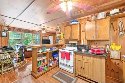 627 E Lakeview Rd, Henry Clay Township, PA 15424 - Photo 32