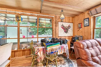 627 E Lakeview Rd, Henry Clay Township, PA 15424 - Photo 28