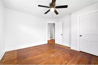 10 McNary St, Houston, PA 15342 - Photo 16