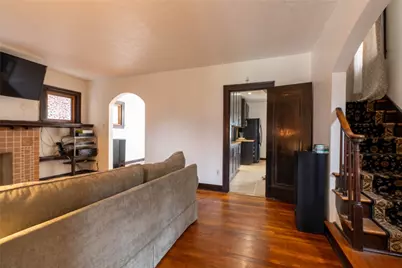 3314 Francisco St, Pittsburgh, PA 15204 - Photo 4
