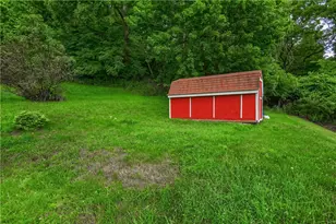 108 Hazen Ave, Ellwood City, PA 16117 - Photo 12