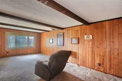 108 Hazen Ave, Ellwood City, PA 16117 - Photo 28