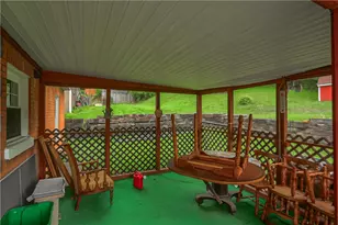 108 Hazen Ave, Ellwood City, PA 16117 - Photo 14