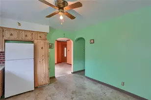 108 Hazen Ave, Ellwood City, PA 16117 - Photo 32