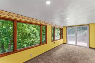 158 Mary Ellen Dr, North Versailles, PA 15137 - Photo 16