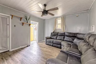 218 N 4th Street, Jeannette, PA 15644 - Photo 6