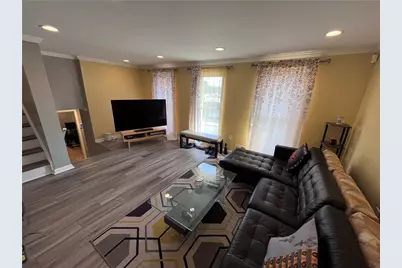 1875 Linton St, Pittsburgh, PA 15219 - Photo 10