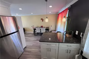 1875 Linton St, Pittsburgh, PA 15219 - Photo 12