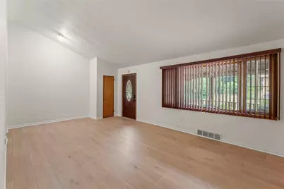 807 Sleepy Hollow Rd, Pittsburgh, PA 15234 - Photo 10