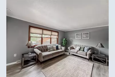 2500 Red Oak Dr, Banksville/Westwood, PA 15220 - Photo 6