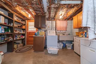 448 Rainier Dr, Pittsburgh, PA 15239 - Photo 26