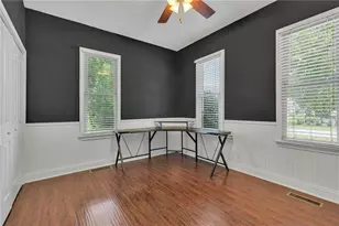 807 Market St, Bridgewater, PA 15009 - Photo 12