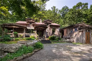 121 Creek Rd, Penn Township, PA 16053 - Photo 2