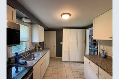 5462 Library Rd, Bethel Park, PA 15102 - Photo 8