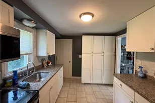 5462 Library Rd, Bethel Park, PA 15102 - Photo 8