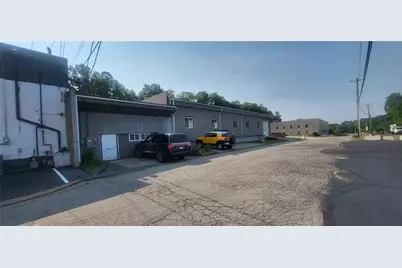 101 Terence Dr, Pittsburgh, PA 15236 - Photo 2