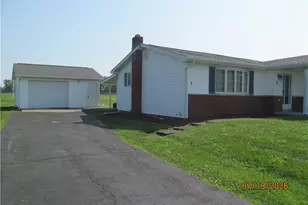 724 Cemetery Rd, Perryopolis, PA 15473 - Photo 2