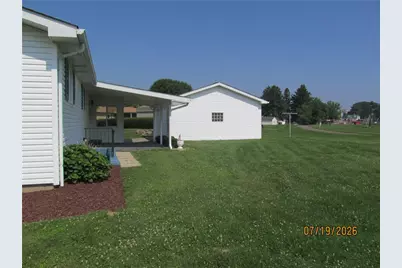 724 Cemetery Rd., Perryopolis, PA 15473 - Photo 4