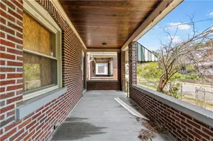 533 Woodward Ave, Stowe Township, PA 15136 - Photo 2