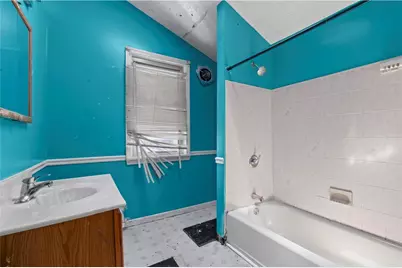 533 Woodward Ave, Stowe Township, PA 15136 - Photo 16