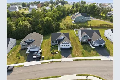 112 Olivia Dr, Center Township, PA 15061 - Photo 30