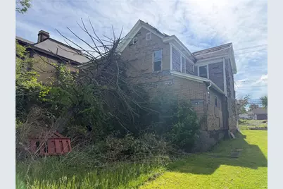 221 N Gallatin Ave, Uniontown, PA 15401 - Photo 4
