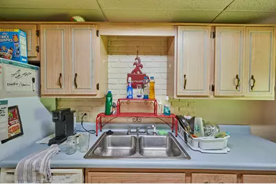 3033 Bremen Avenue, Pittsburgh, PA 15227 - Photo 8