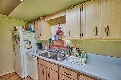 3033 Bremen Avenue, Pittsburgh, PA 15227 - Photo 10