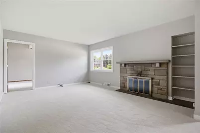 407 Vineyard Dr, Richland, PA 15044 - Photo 4