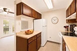 951 Woodhollow Dr, Cranberry Township, PA 16066 - Photo 10