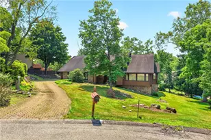 208 Springhouse Dr, Jefferson Hills, PA 15025 - Photo 2