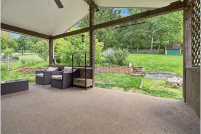 5877 Pleasant Street, South Park, PA 15129 - Photo 16