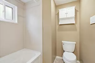 5877 Pleasant St, South Park, PA 15129 - Photo 28