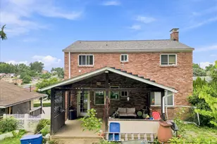 5877 Pleasant St, South Park, PA 15129 - Photo 14