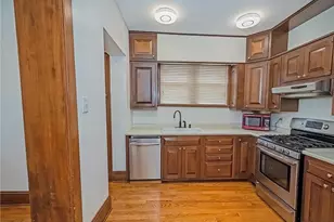 6016 Wellesley Ave, Pittsburgh, PA 15206 - Photo 14