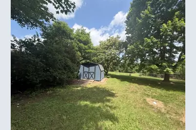 222 W Shaffer Rd, Center Township, PA 15001 - Photo 4