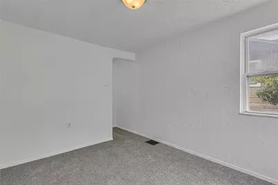 1703 Pierce St, Aliquippa, PA 15001 - Photo 4