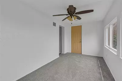 1703 Pierce St, Aliquippa, PA 15001 - Photo 12