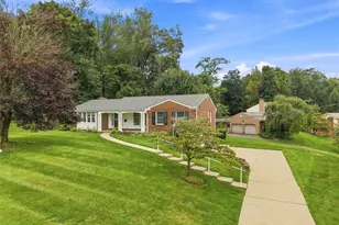 3204 Postgate Dr, Bethel Park, PA 15102 - Photo 40