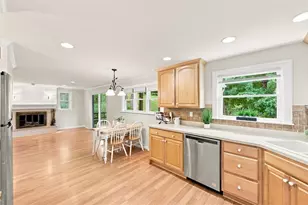 3204 Postgate Dr, Bethel Park, PA 15102 - Photo 14